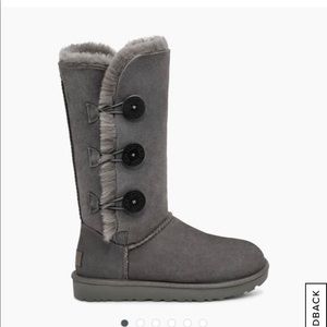 UGG Bailey button triplet ll boot